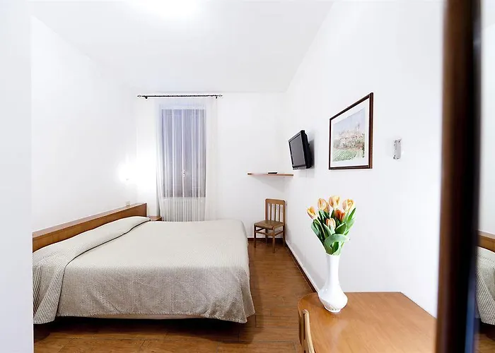 Szálloda Quarcino 3*