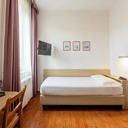 Quarcino Hotell