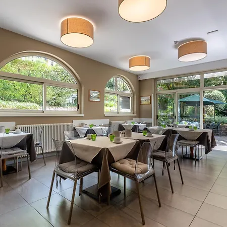 Quarcino Hotell 3*