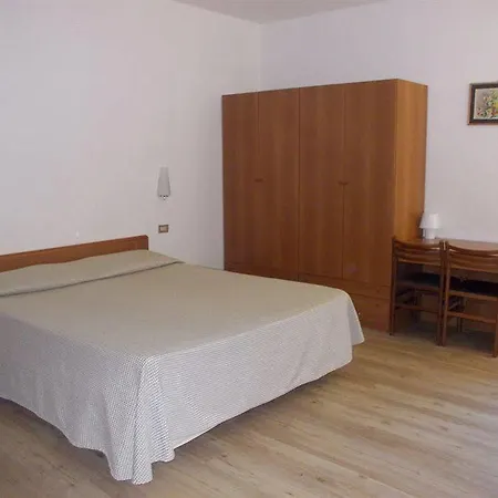 Quarcino Отель 3*