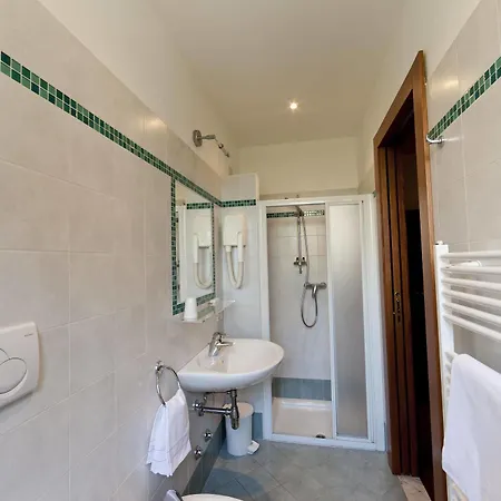Quarcino Hotell
