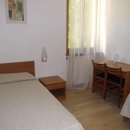 Quarcino Hotell