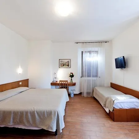 Hotell Quarcino 3*