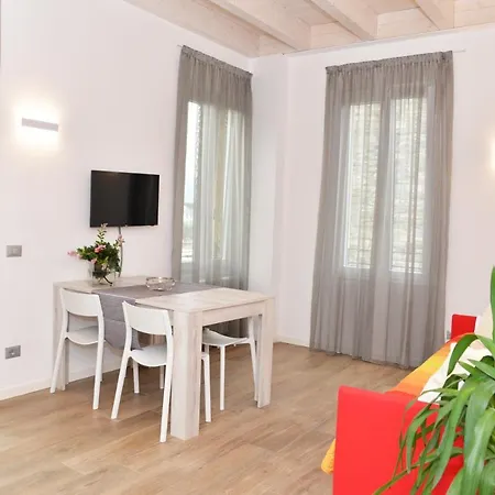 Hotell Quarcino Como