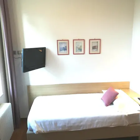 Quarcino 3* Como