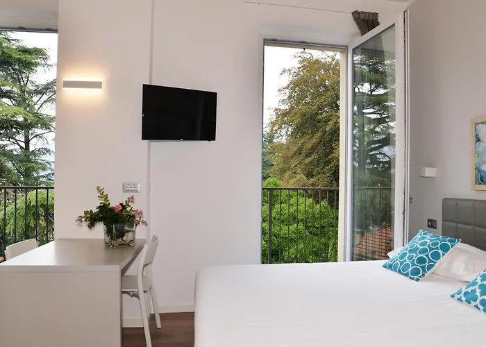 Quarcino Hotel 3*