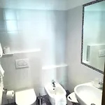 فندق كوارتشينو كومو