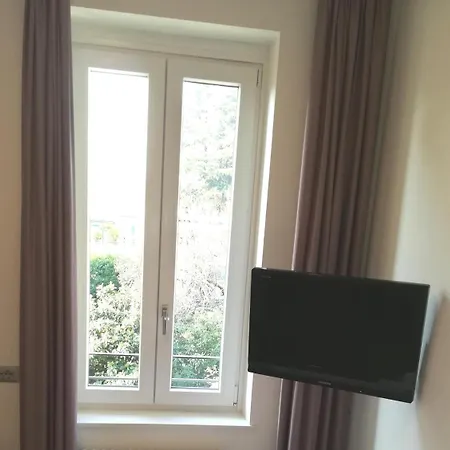 كوارتشينو فندق كومو