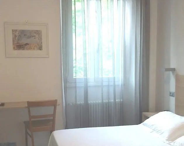 Quarcino Hotell Como