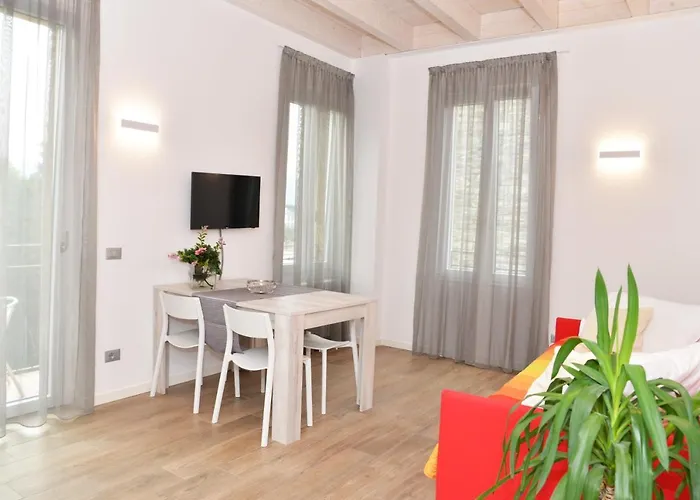 Hotell Quarcino Como