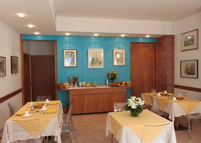 Quarcino Hotel